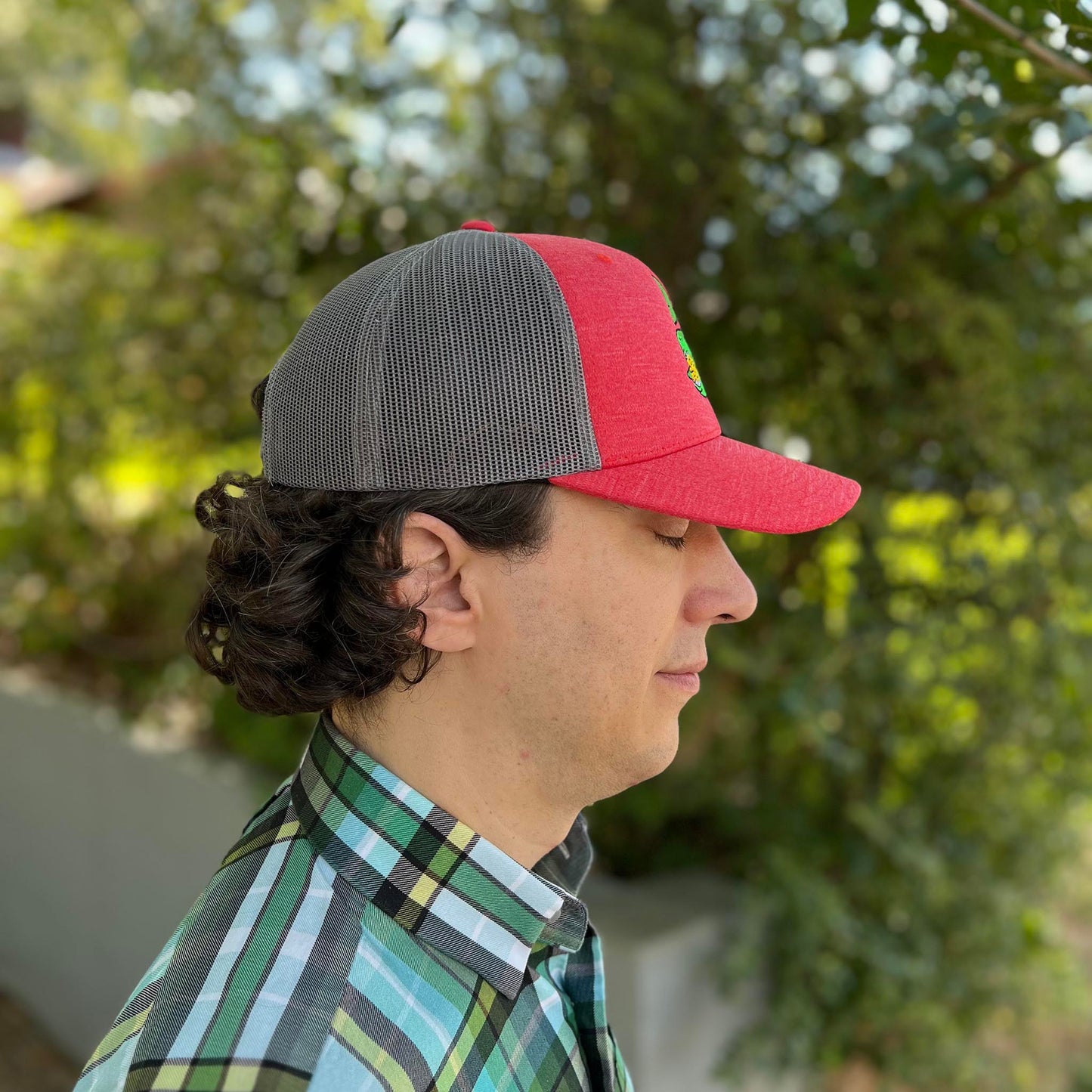 Pickle Shark Trucker Cap (unisex) / Red Heather and Gray